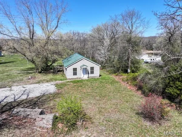 $278,000 | 8 E Highway, Steelville, MO 65565