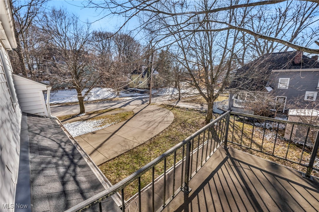 1236 Yellowstone Road Cleveland Heights, OH 44121 - Photo 32 of 39