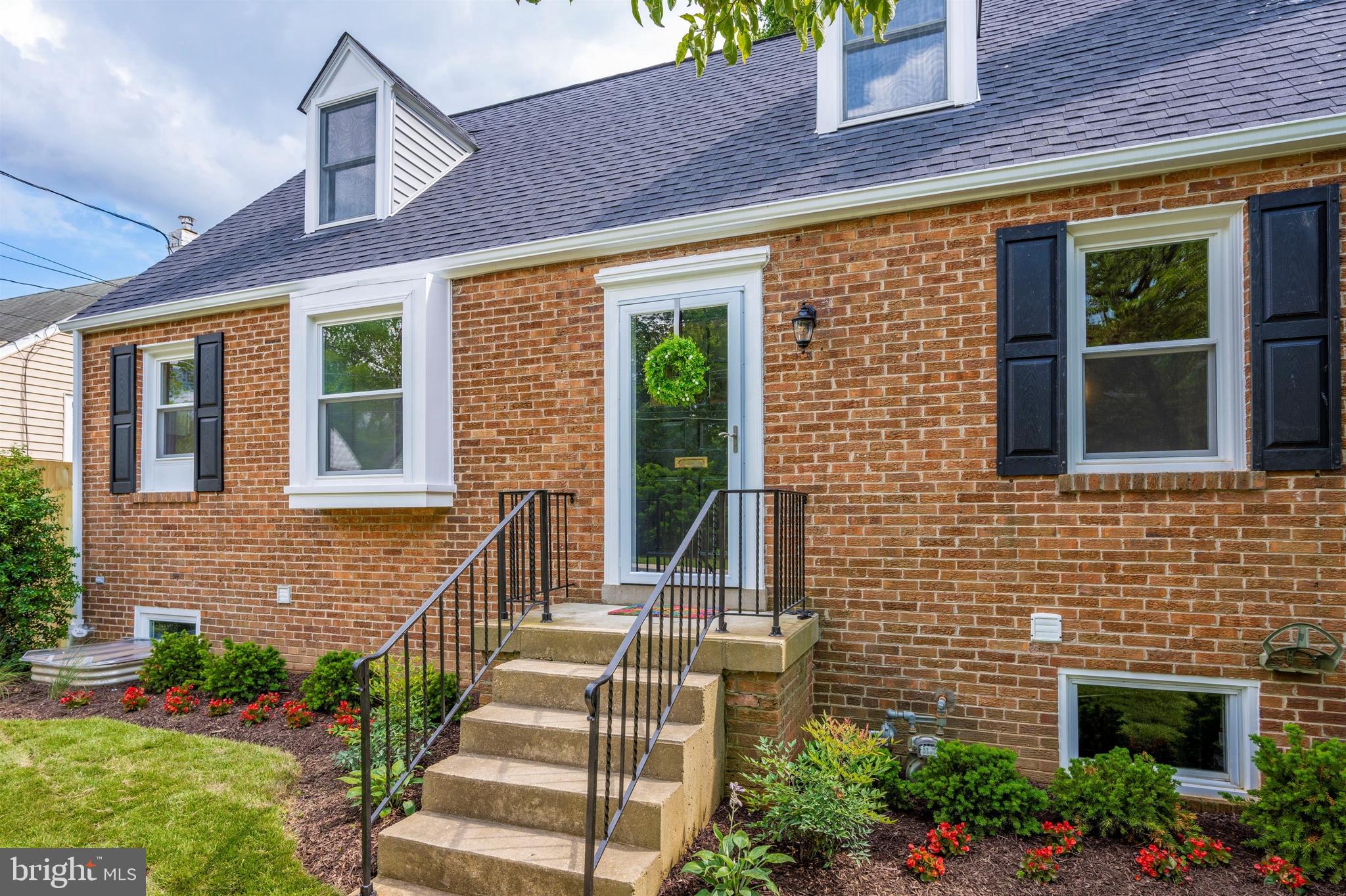 506 Stirling Road Silver Spring, MD 20901 - Photo 3 of 50