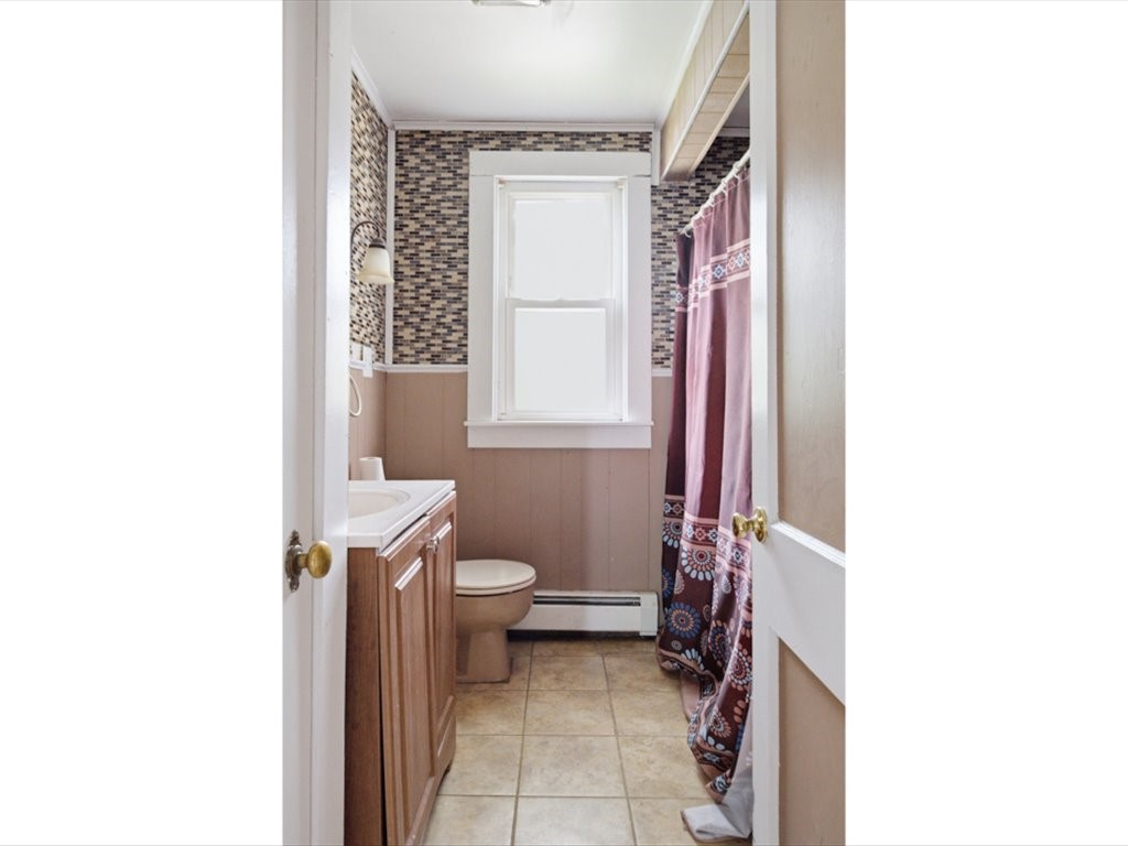 82 Wells Street Westerly, RI 02891 - Photo 14 of 45
