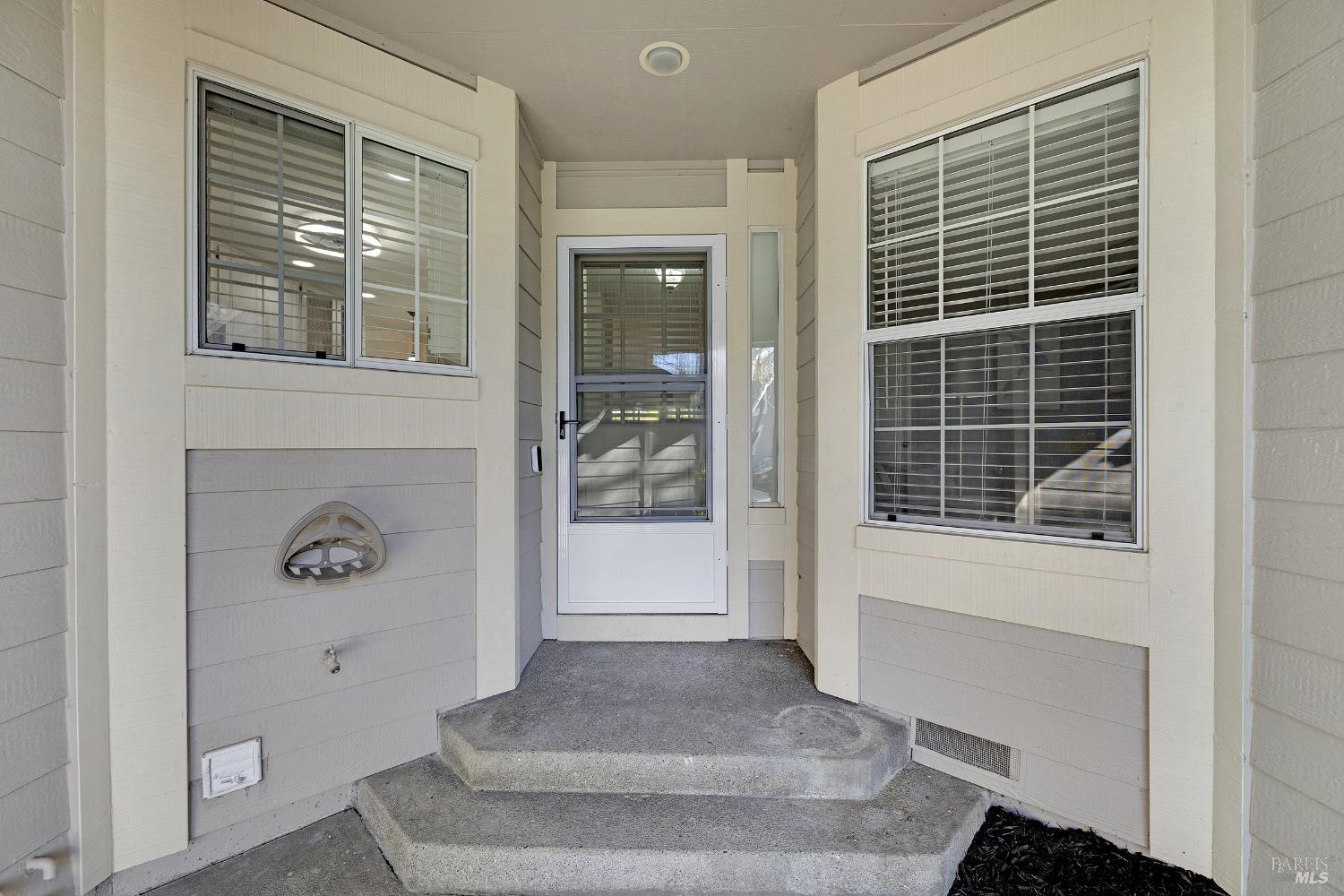 36 Bridle Path Lane Novato, CA 94945 - Photo 24 of 28 Lower level home with ring, keyless entry and a storm door