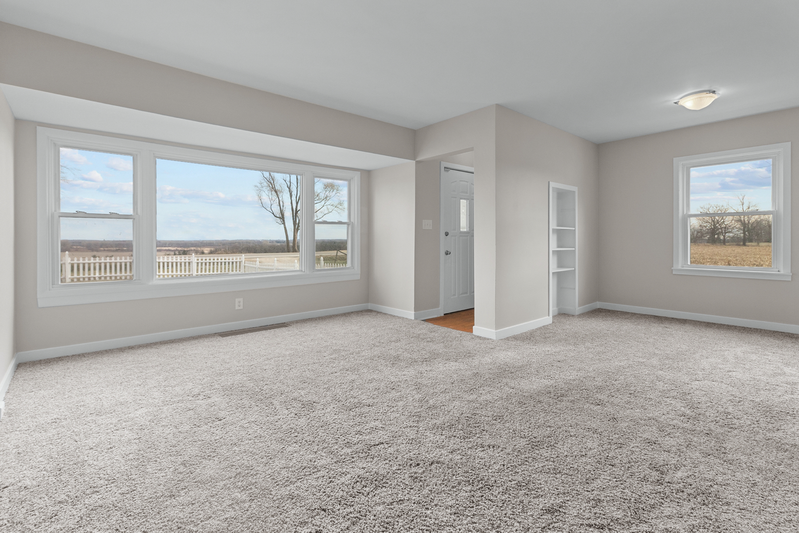 3515 Alden Road Woodstock, IL 60098 - Photo 2 of 24