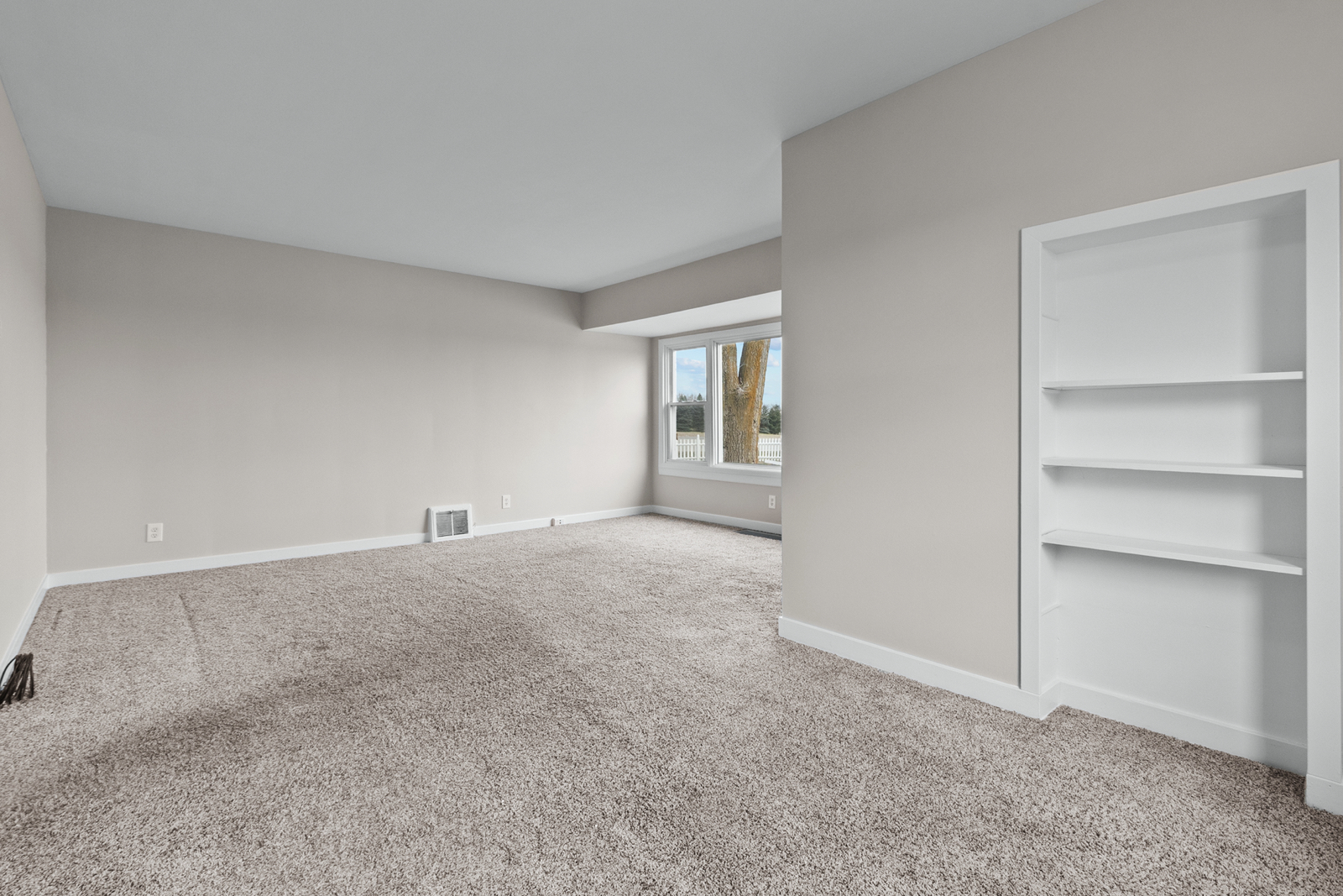 3515 Alden Road Woodstock, IL 60098 - Photo 4 of 24