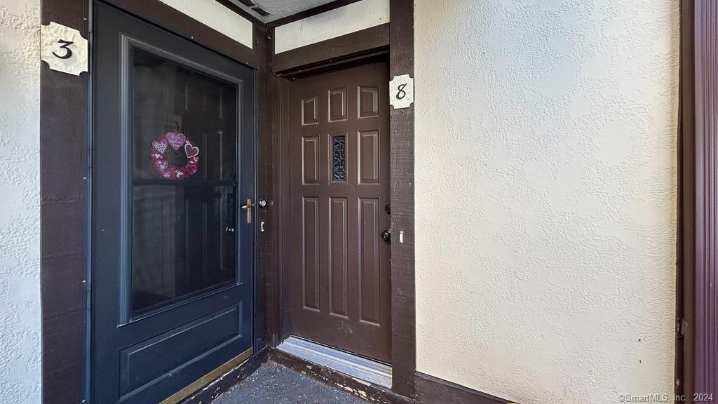 8 Derby Court, Unit 8 Brookfield, CT 06804 - Photo 5 of 26
