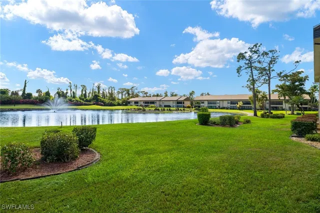 $199,000 | 5925 Trailwinds Drive, Unit 912, Fort Myers, FL 33907