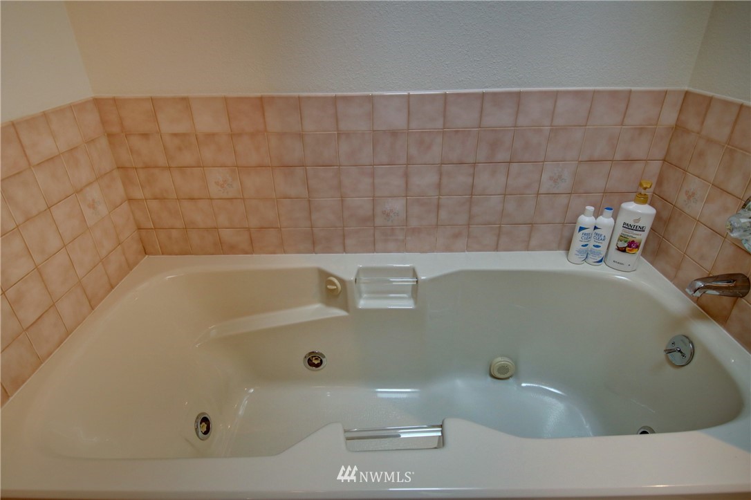 525 North Waugh Road Mount Vernon, WA 98273 - Photo 23 of 40 Gallery Image 23