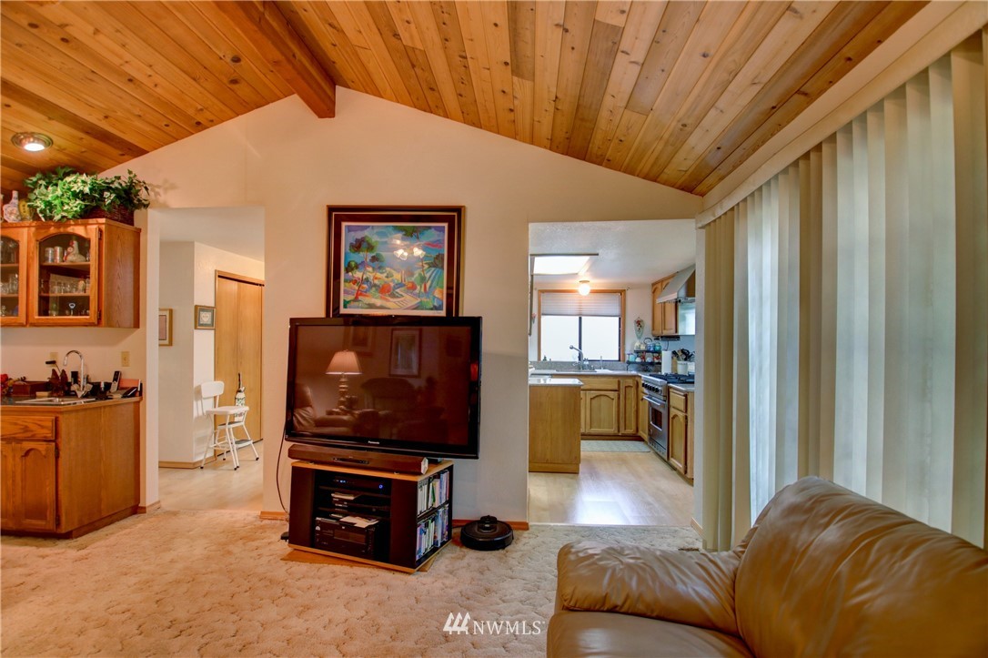 525 North Waugh Road Mount Vernon, WA 98273 - Photo 38 of 40 Gallery Image 38