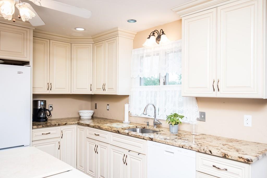 230 Newport Road Hull, MA 02045 - Photo 12 of 18