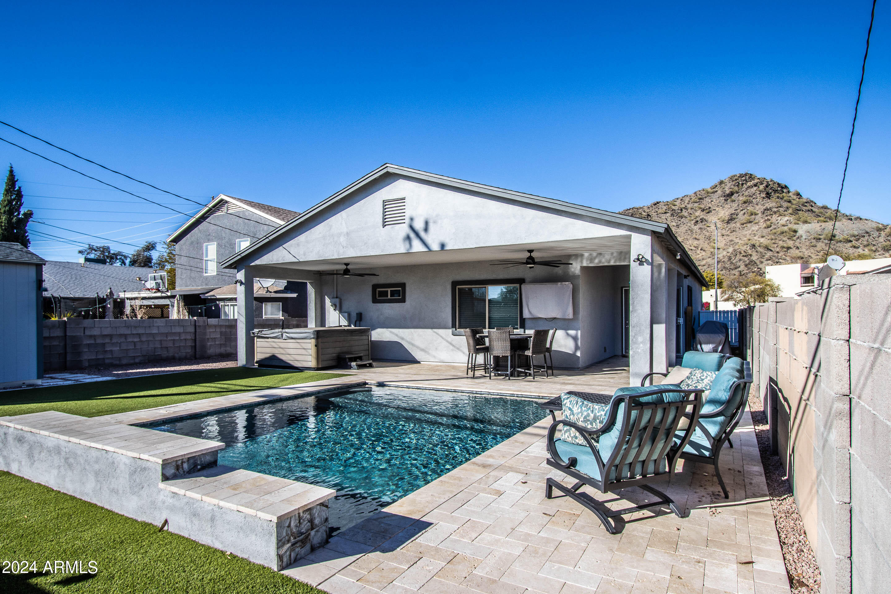 317 East Mountain View Road Phoenix, AZ 85020 - Photo 3 of 30 Mountain View Rd-27