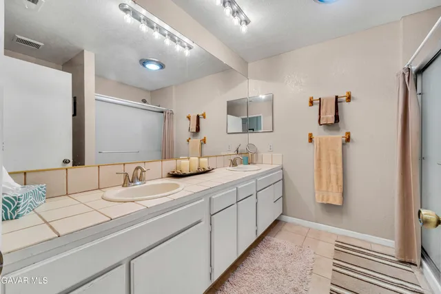 $565,000 | 13205 East Ave W 11, Pearblossom, CA 93553