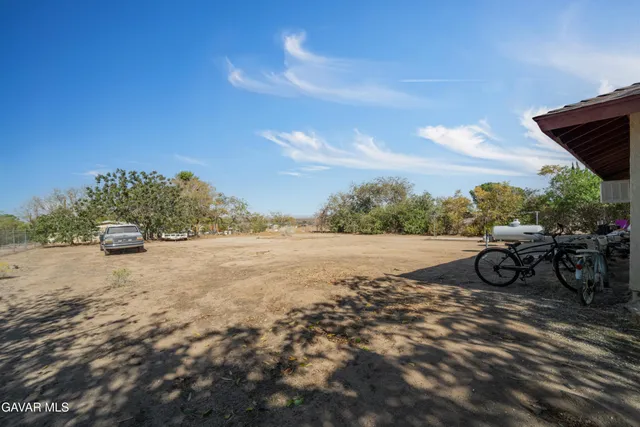 $565,000 | 13205 East Ave W 11, Pearblossom, CA 93553