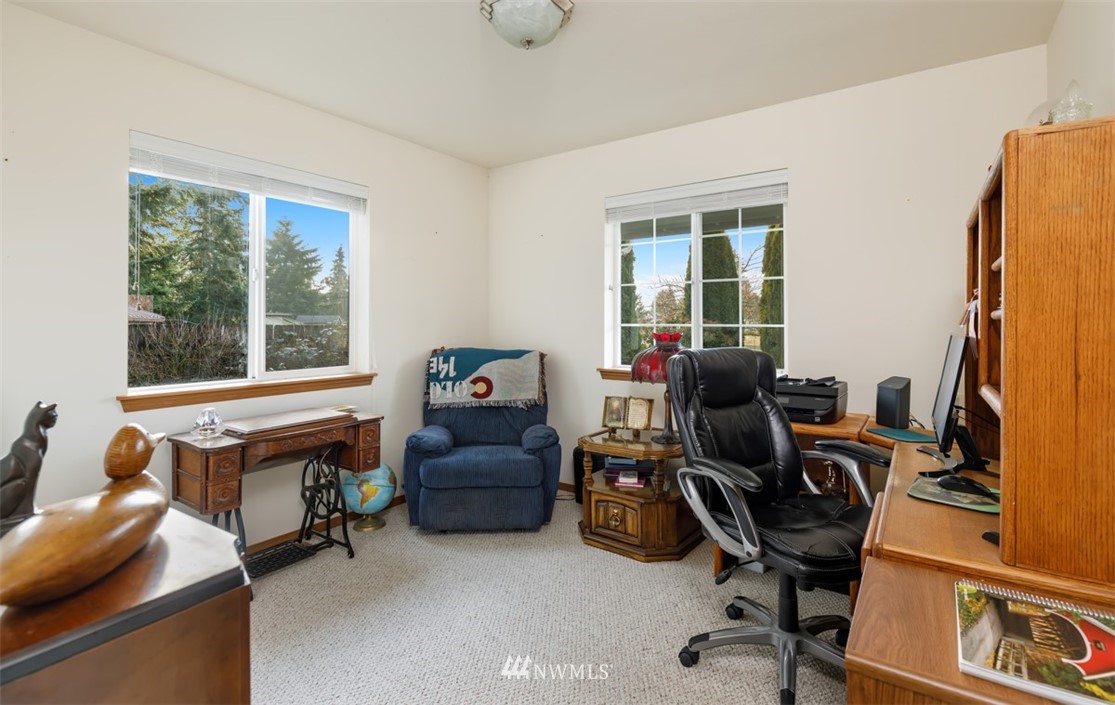 7237 185th Lane Southwest Rochester, WA 98579 - Photo 14 of 30