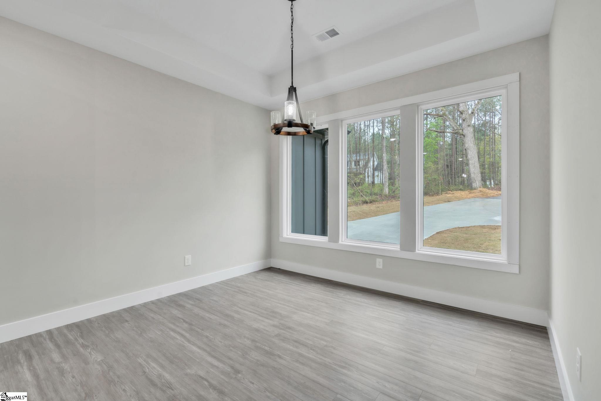 4038 Ridge Road Greer, SC 29651 - Photo 8 of 26