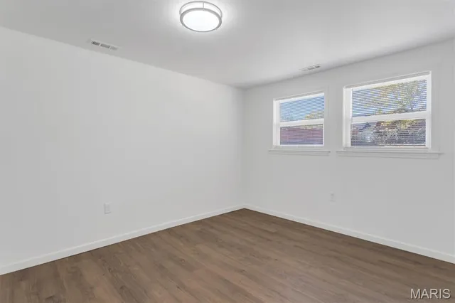 $189,000 | 9929 Meadow Avenue, St. Louis, MO 63125