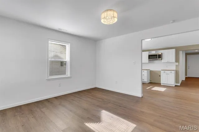 $189,000 | 9929 Meadow Avenue, St. Louis, MO 63125