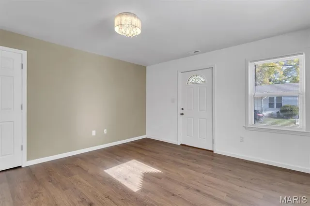 $189,000 | 9929 Meadow Avenue, St. Louis, MO 63125