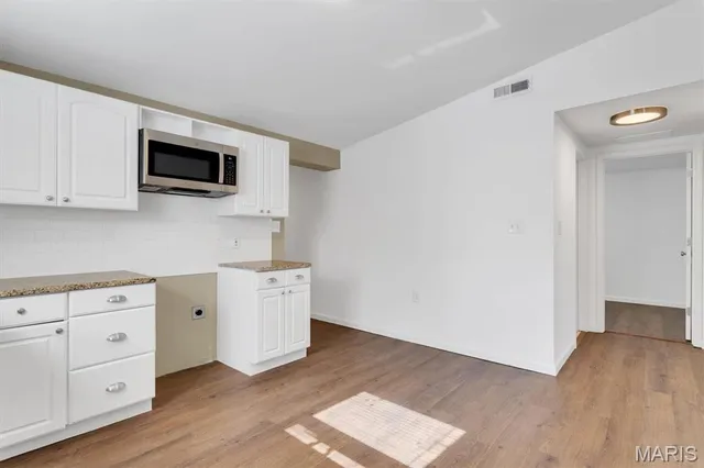 $189,000 | 9929 Meadow Avenue, St. Louis, MO 63125