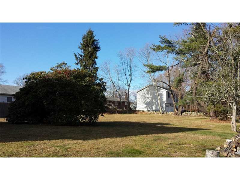 3 State Street Westerly, RI 02891 - Photo 5 of 17 Yard/Garden.