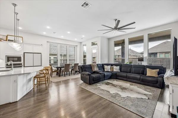 $2,900 | 320 Teakmill Trail, San Marcos, TX 78666