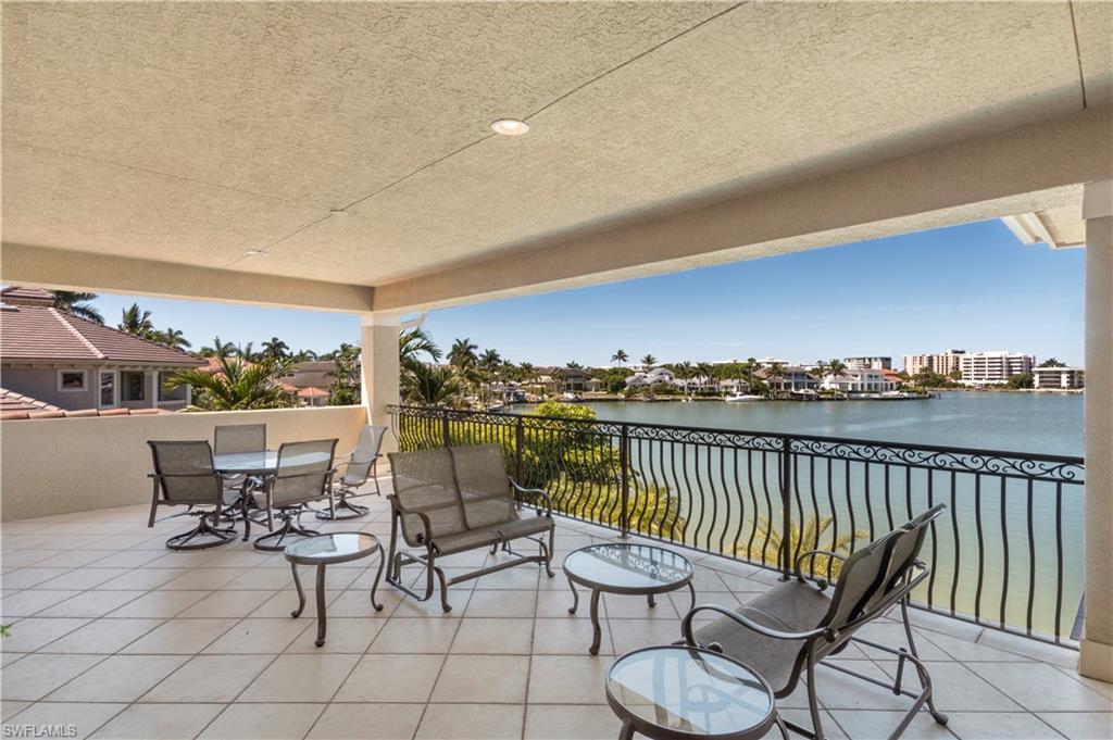 3215 Crayton Road Naples, FL 34103 - Photo 18 of 27 Gallery Image 18