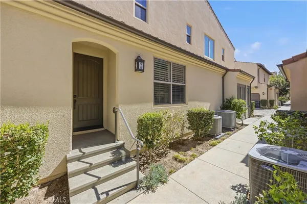 $1,298,000 | 96 Tallowood, Irvine, CA 92620