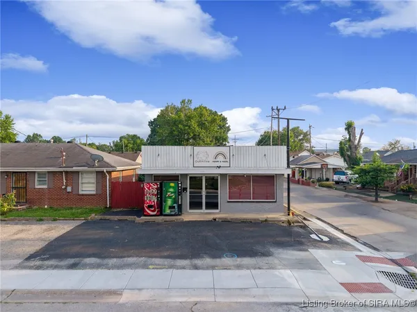 $219,000 | 1945 Indiana Avenue, New Albany, IN 47150