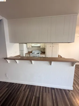 a close view of sink