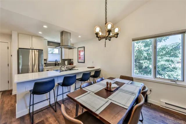 a view of a dining room and livingroom view