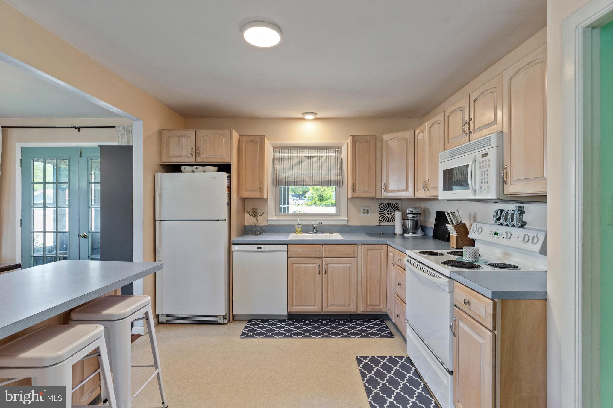 55 Winding Way Road Stratford, NJ 08084 - Photo 11 of 39