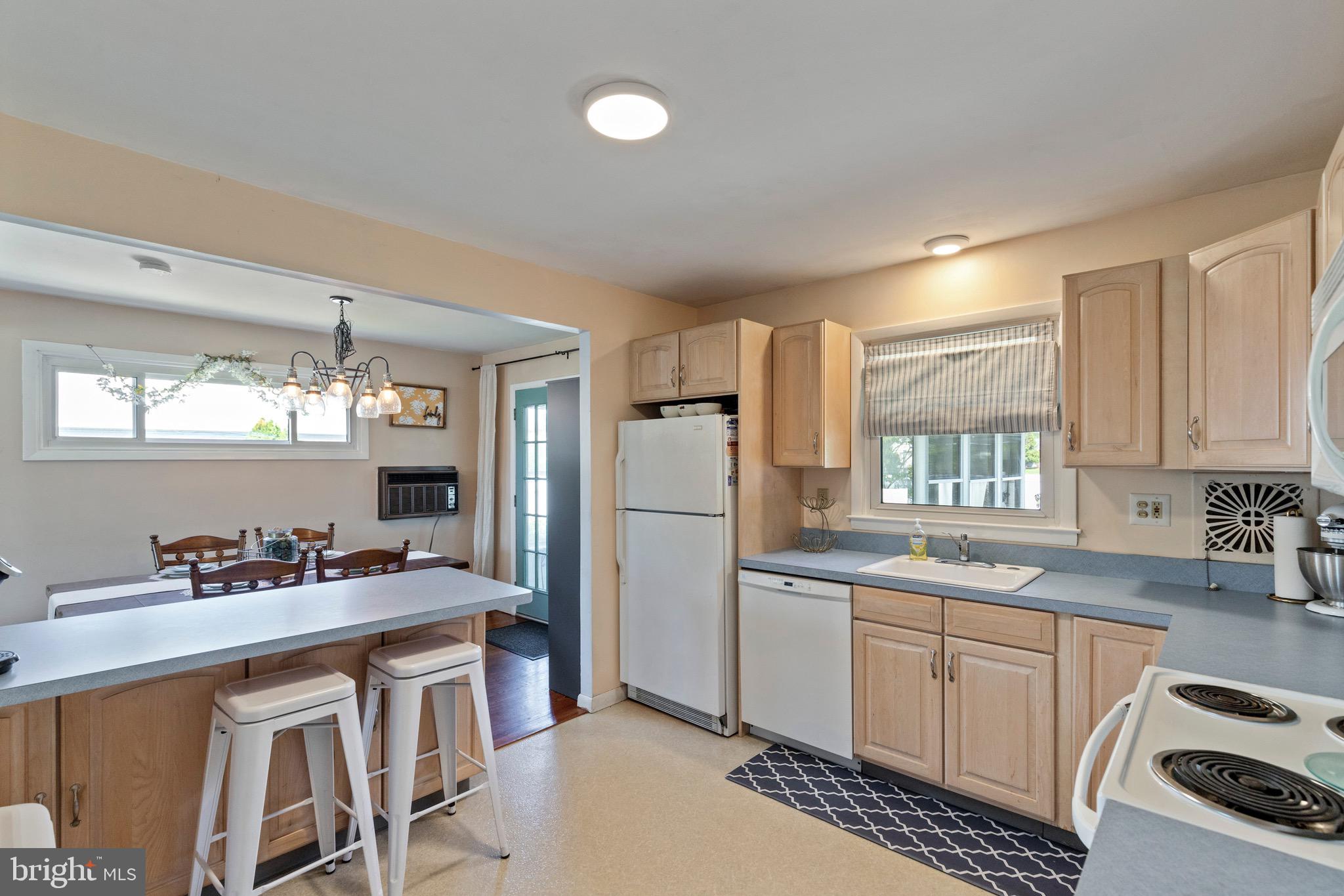 55 Winding Way Road Stratford, NJ 08084 - Photo 14 of 39