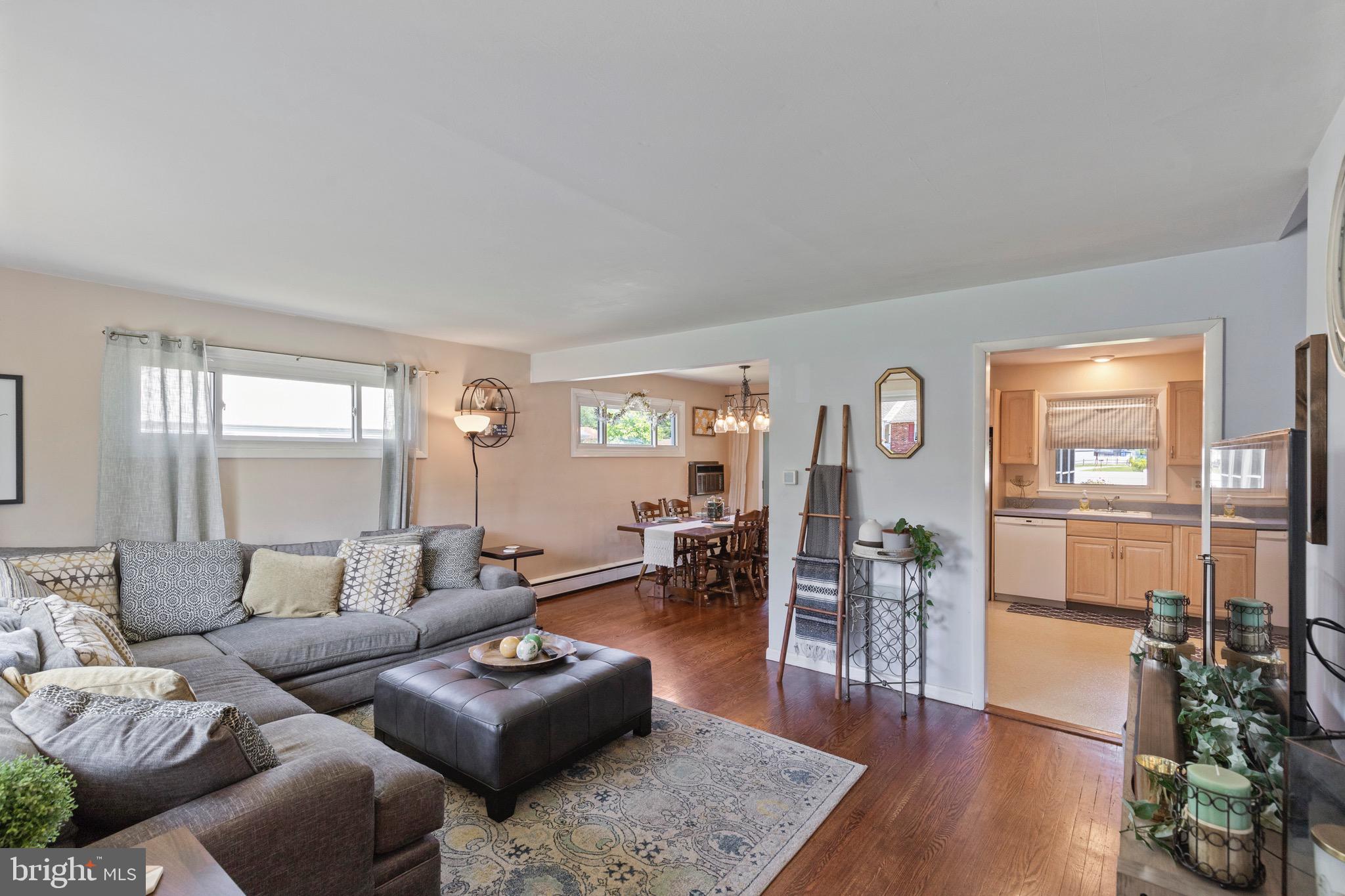 55 Winding Way Road Stratford, NJ 08084 - Photo 5 of 39