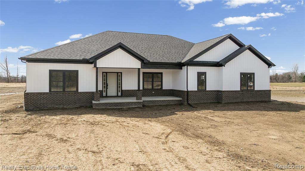 26850 Irwin Road Richmond, MI 48062 - Photo 1 of 47
