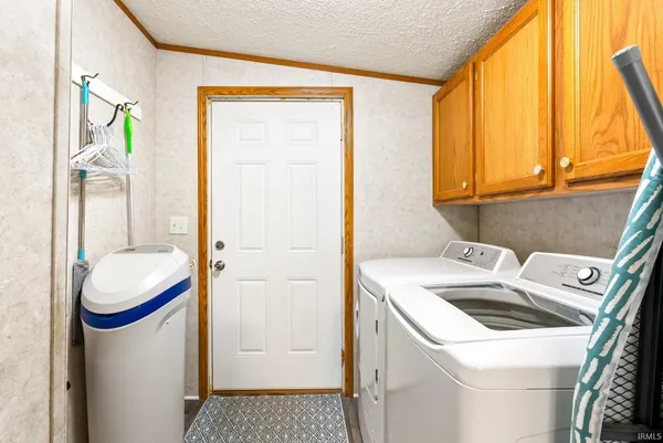 $242,700 | 12407 Creek Bend Lane, Milford, IN 46542