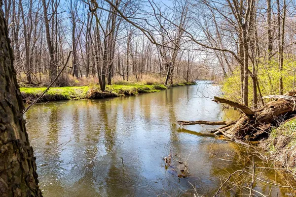 $242,700 | 12407 Creek Bend Lane, Milford, IN 46542