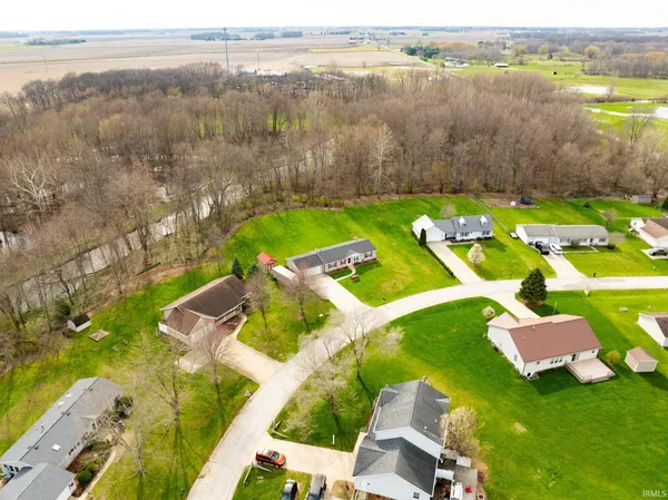 $242,700 | 12407 Creek Bend Lane, Milford, IN 46542