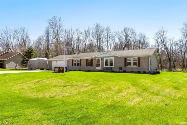 $242,700 | 12407 Creek Bend Lane, Milford, IN 46542