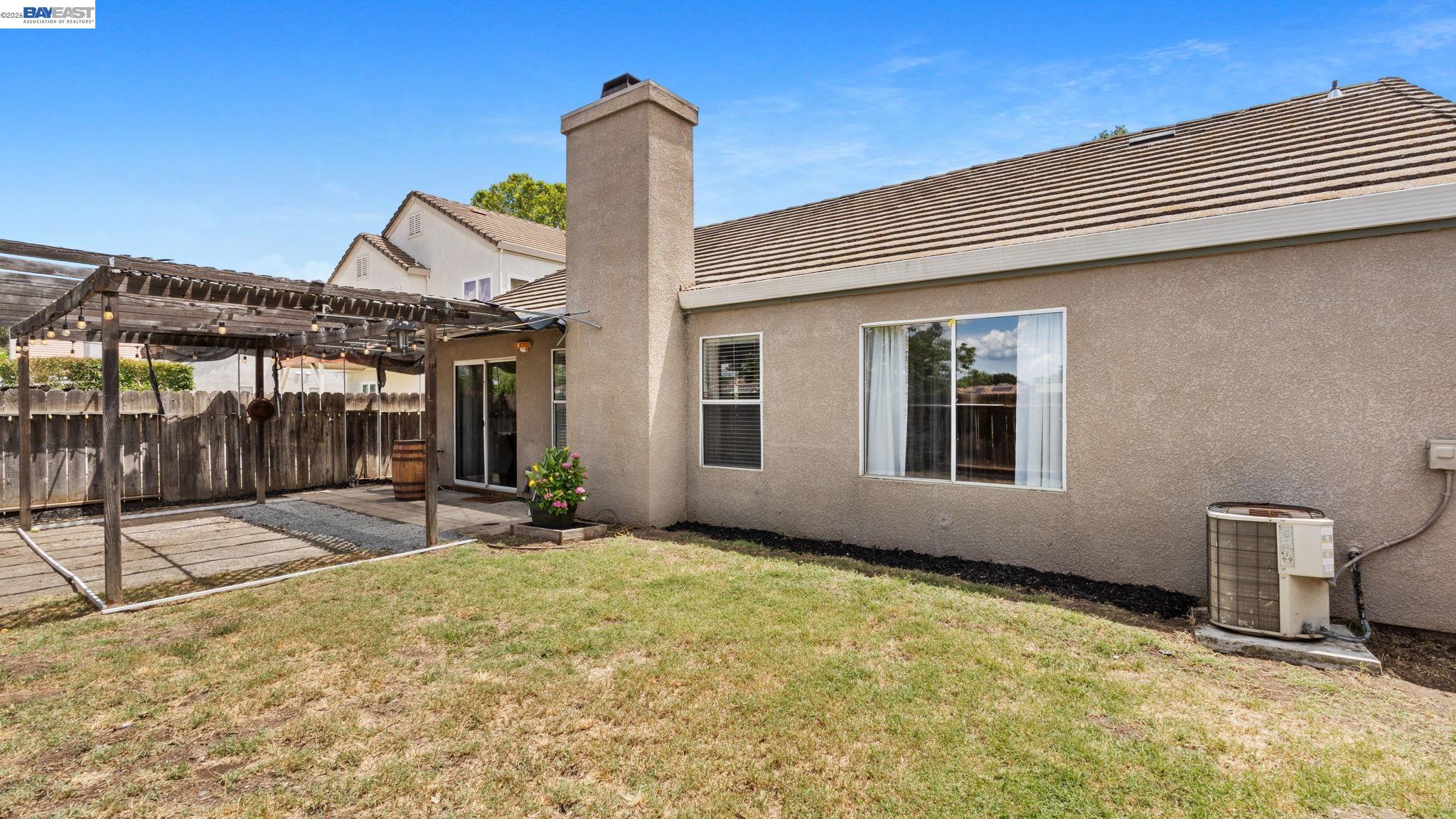 1571 Spring Court Tracy, CA 95376 - Photo 23 of 33