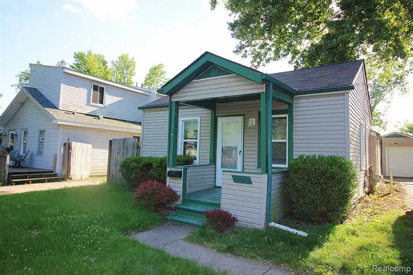 $139,900 | 3191 Harris Street, Ferndale, MI 48220