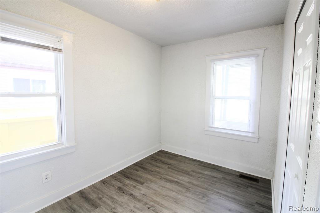 3191 Harris Street Ferndale, MI 48220 - Photo 13 of 16 GetMedia (32)