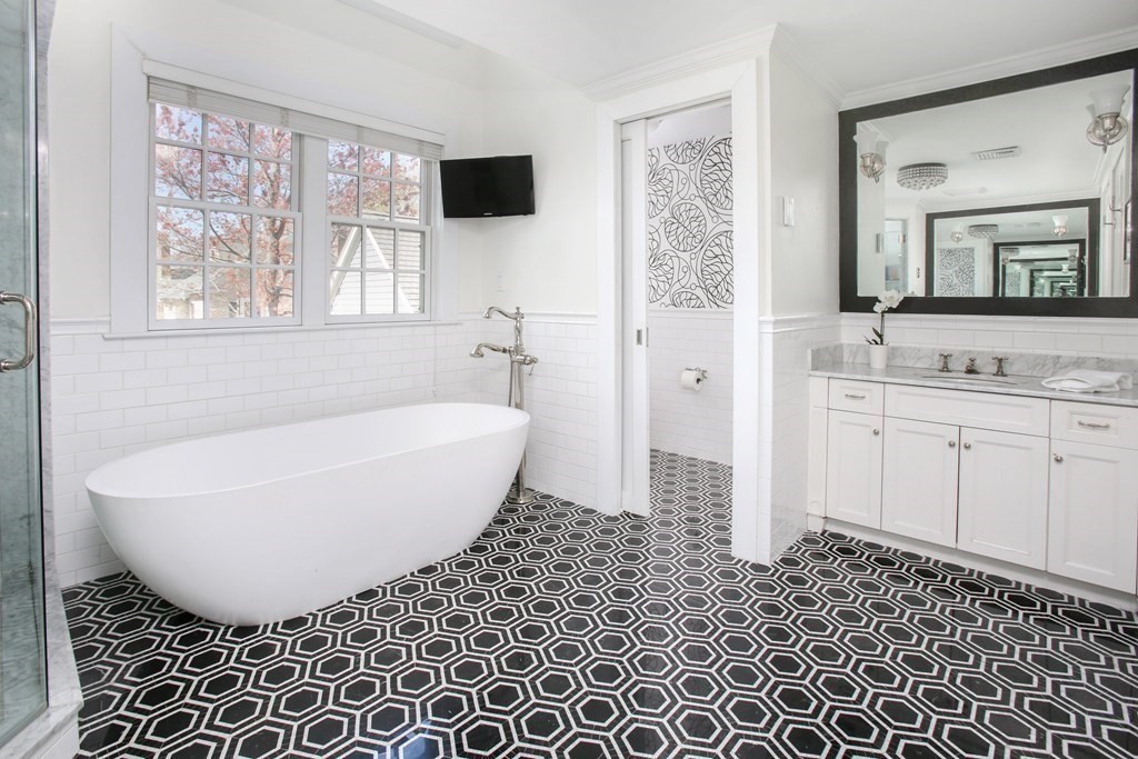 15 Ashmont Road Newton, MA 02468 - Photo 17 of 33