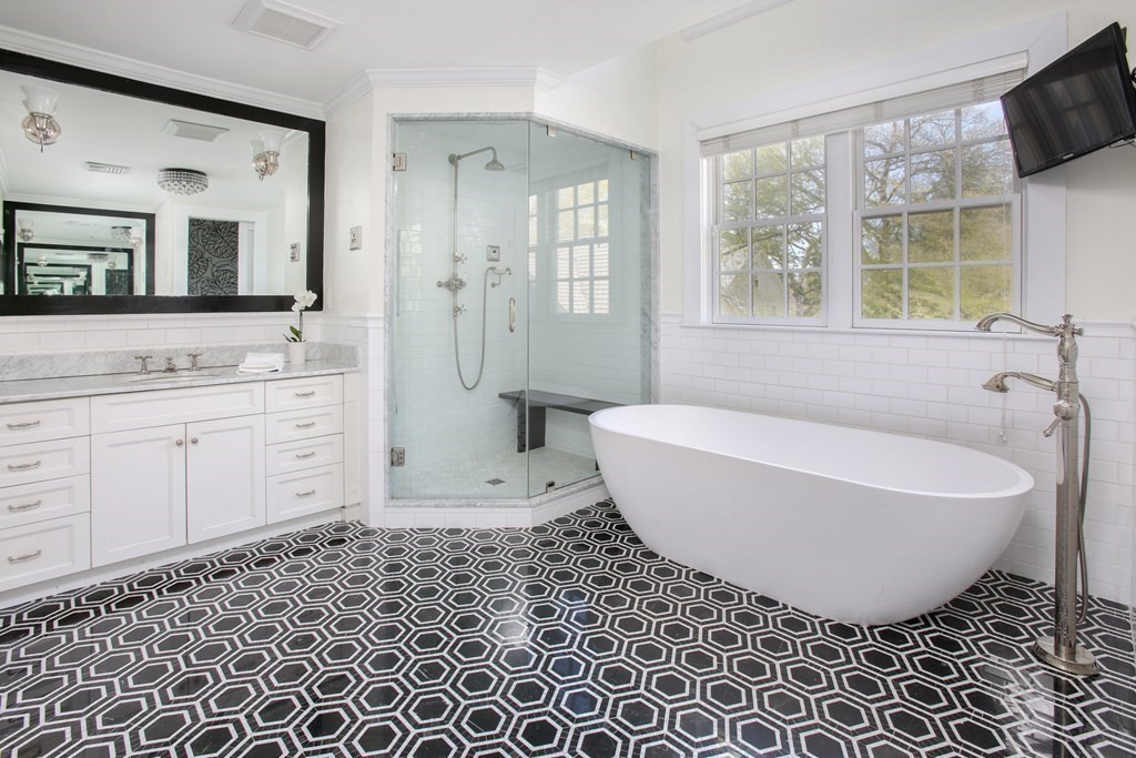 15 Ashmont Road Newton, MA 02468 - Photo 18 of 33