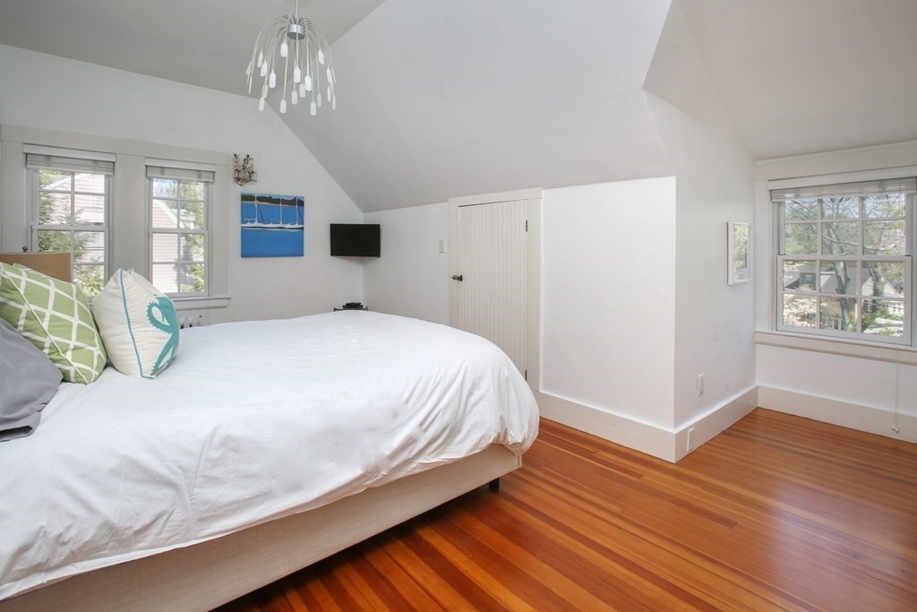 15 Ashmont Road Newton, MA 02468 - Photo 24 of 33