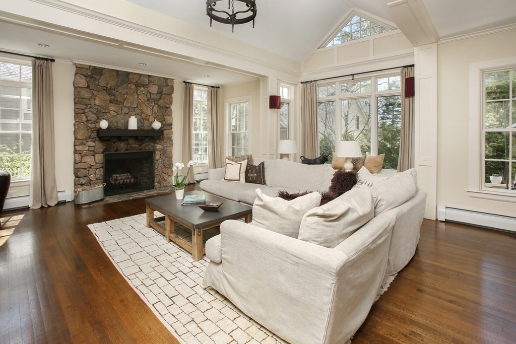 15 Ashmont Road Newton, MA 02468 - Photo 4 of 33
