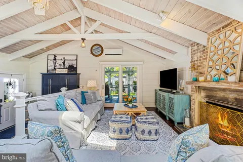 $1,795,000 | 304 Riggs Avenue, Severna Park, MD 21146