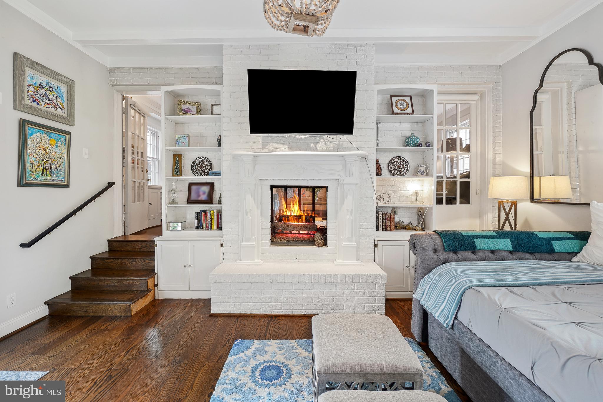 304 Riggs Avenue Severna Park, MD 21146 - Photo 22 of 60 Main Level Suite