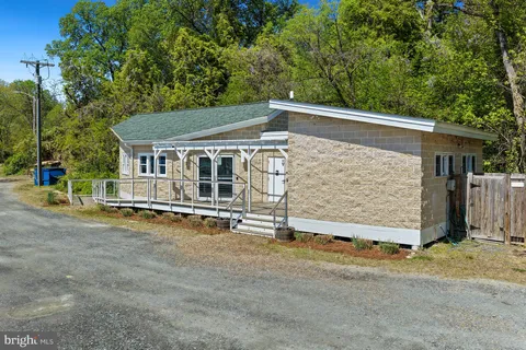 $1,795,000 | 304 Riggs Avenue, Severna Park, MD 21146