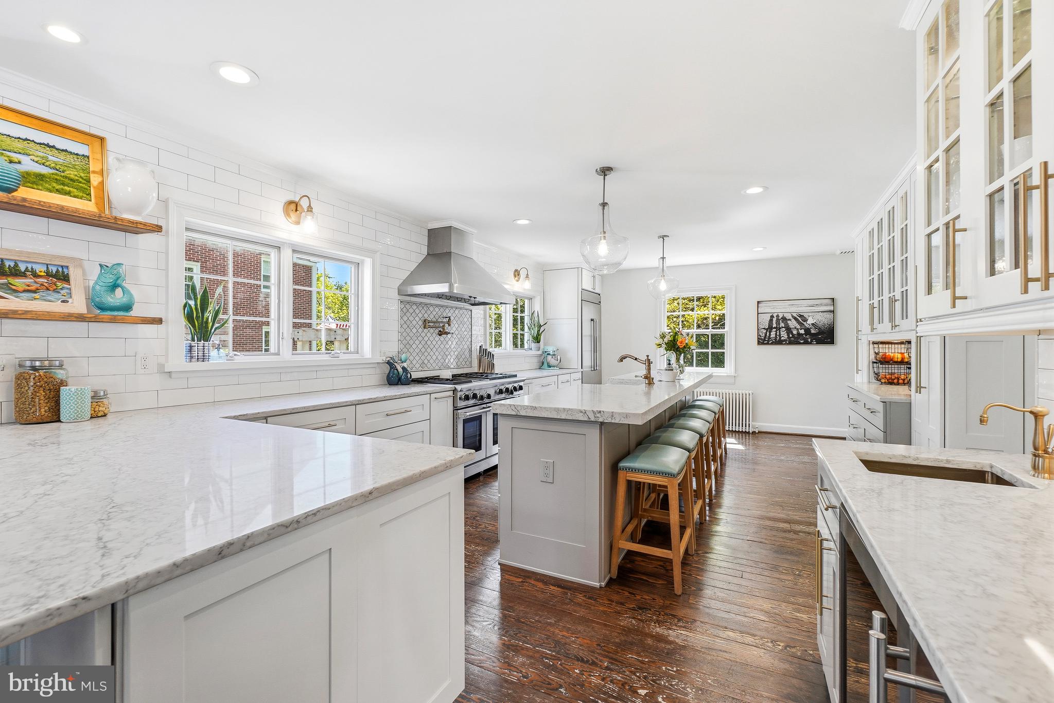 304 Riggs Avenue Severna Park, MD 21146 - Photo 8 of 60