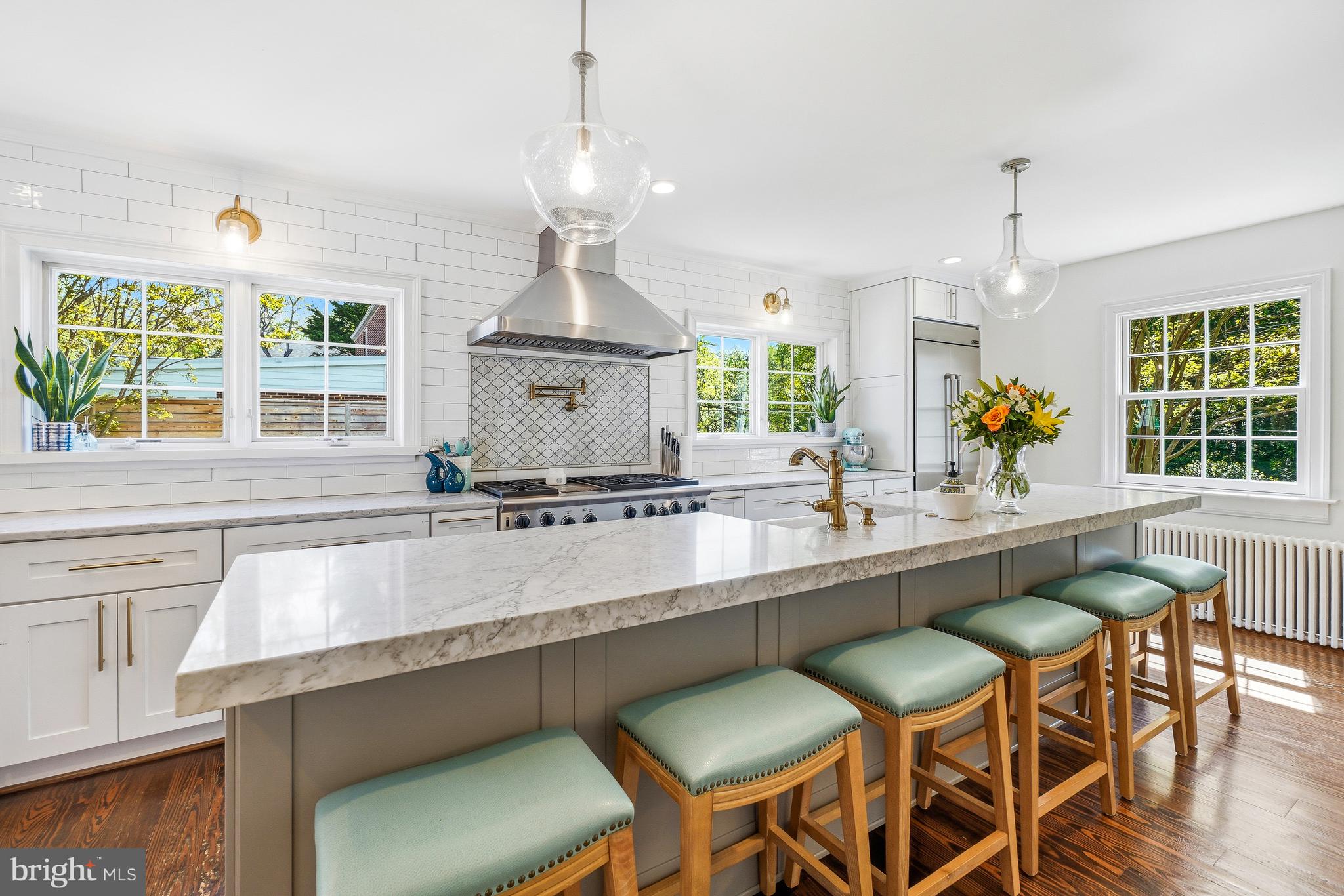 304 Riggs Avenue Severna Park, MD 21146 - Photo 10 of 60 Plenty of seating on the 12 ' island