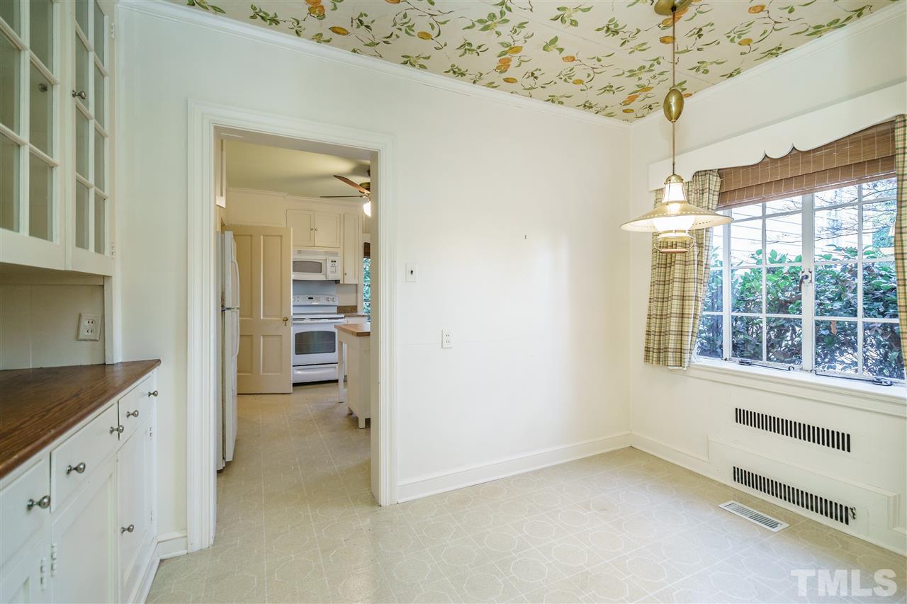 2515 White Oak Road Raleigh, NC 27609 - Photo 8 of 25 a view of an empty room with a window