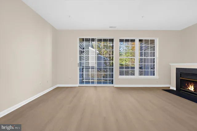 $2,600 | 2004 Peggy Stewart Way, Unit 204, Annapolis, MD 21401